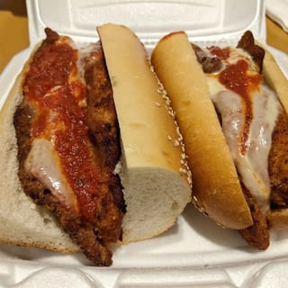 Chicken Cutlet Parmigiana (6" Sm)